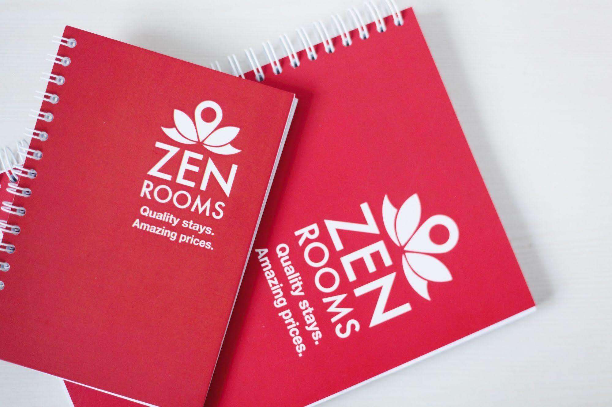 Zen Rooms Yaowarat Soi 7 Bangkok Esterno foto